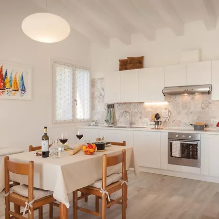 White In Marciaga Di *